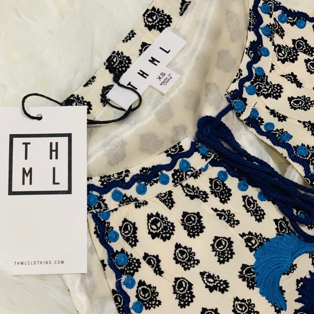 NEW THML Floral Embroidered Tunic Halter Neck Mini Dress size XS - Picture 4 of 16